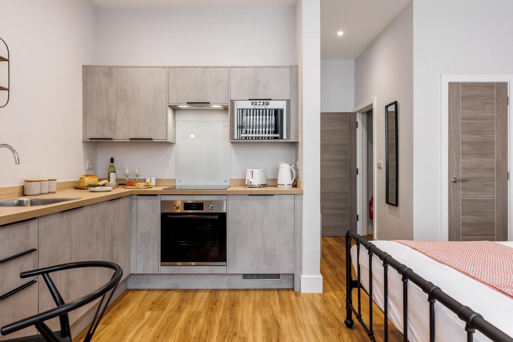 Sea Breeze - Pebbles Apartment บอร์นมัธ ภายนอก รูปภาพ