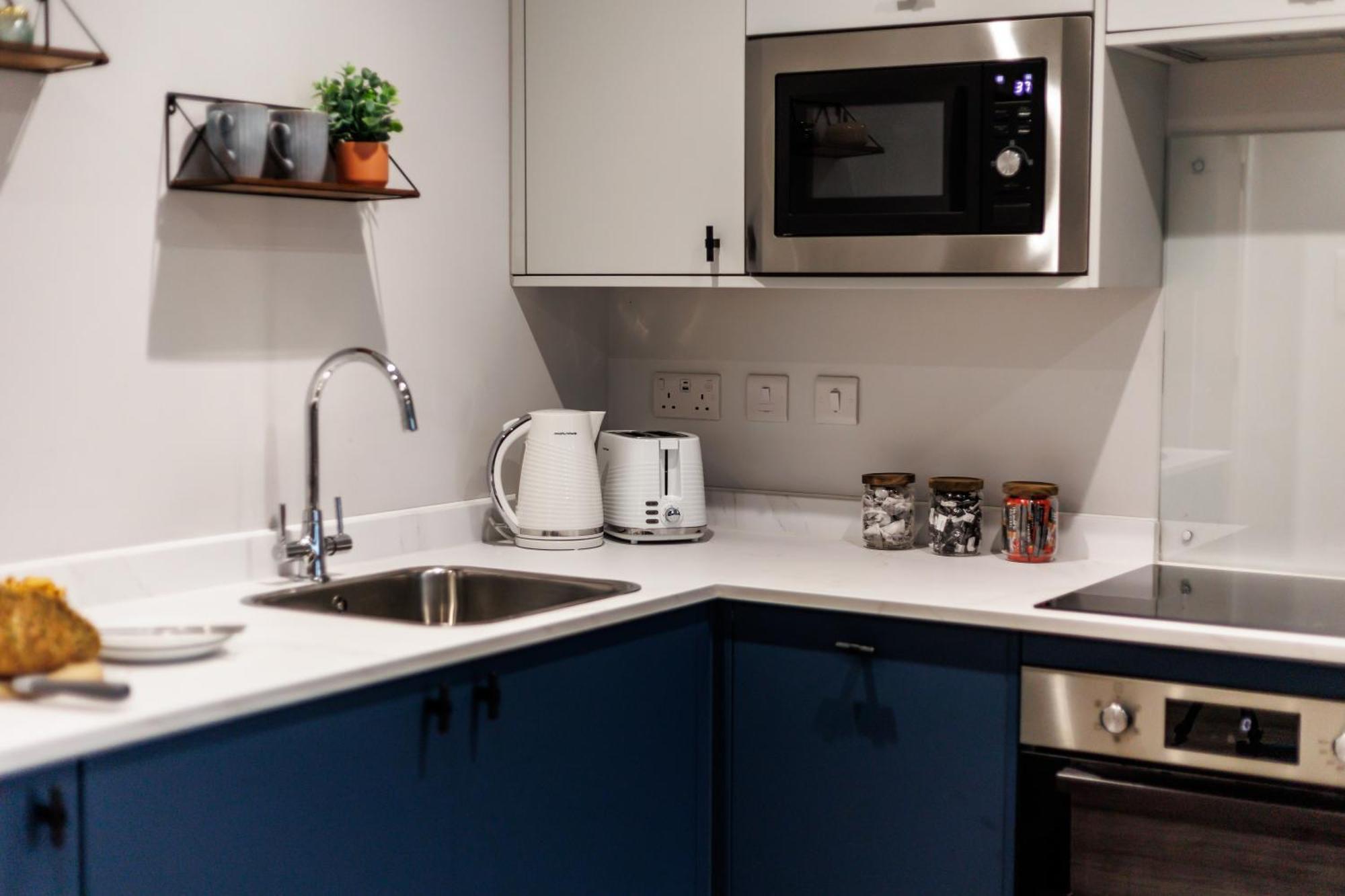 Sea Breeze - Pebbles Apartment บอร์นมัธ ภายนอก รูปภาพ