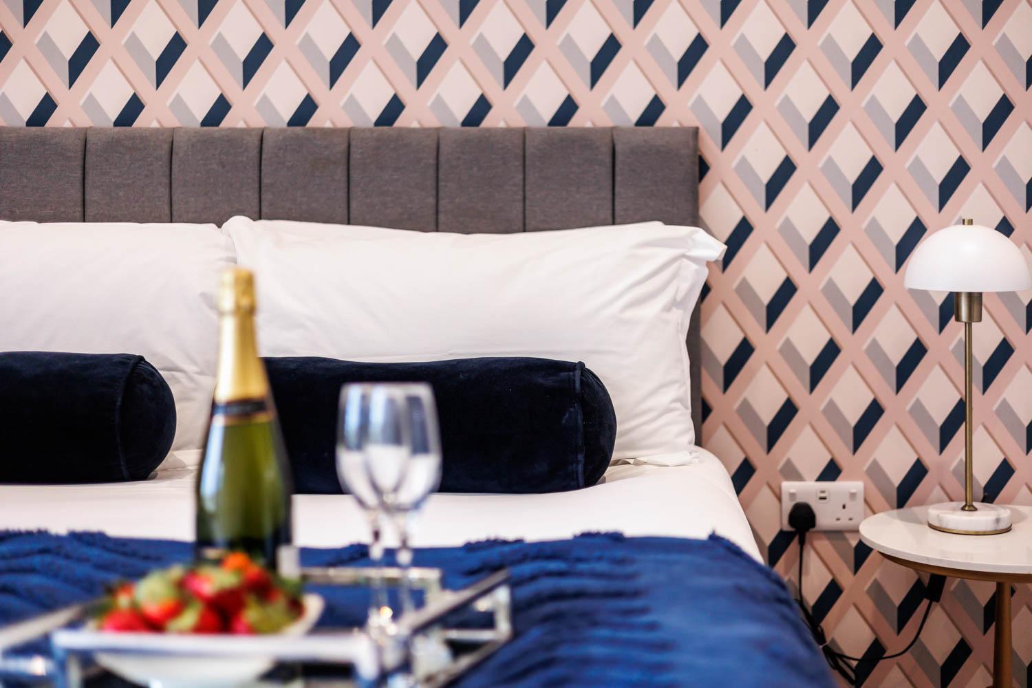 Sea Breeze - Pebbles Apartment บอร์นมัธ ภายนอก รูปภาพ